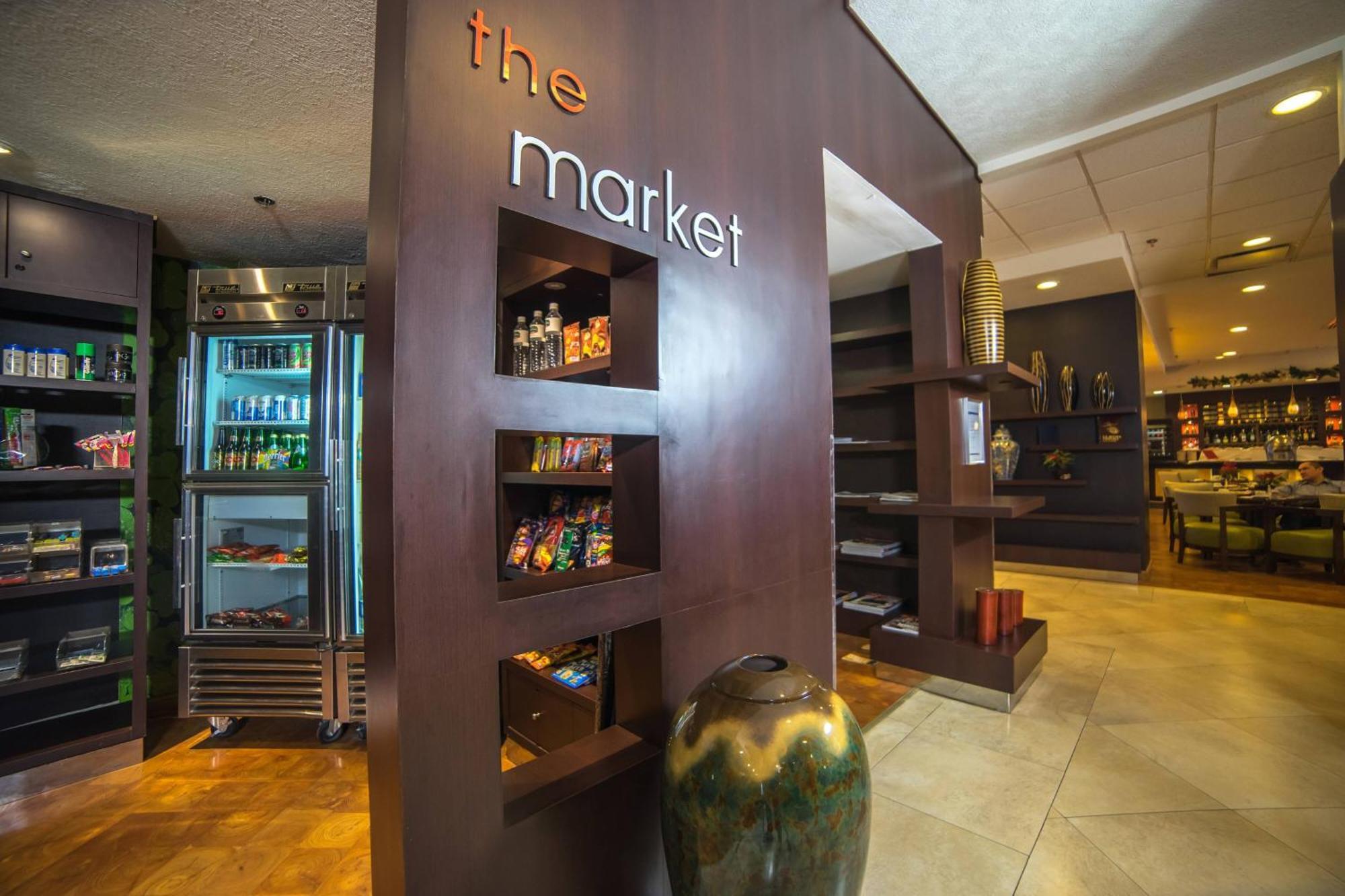 Hotel Courtyard By Marriott Animas 4*