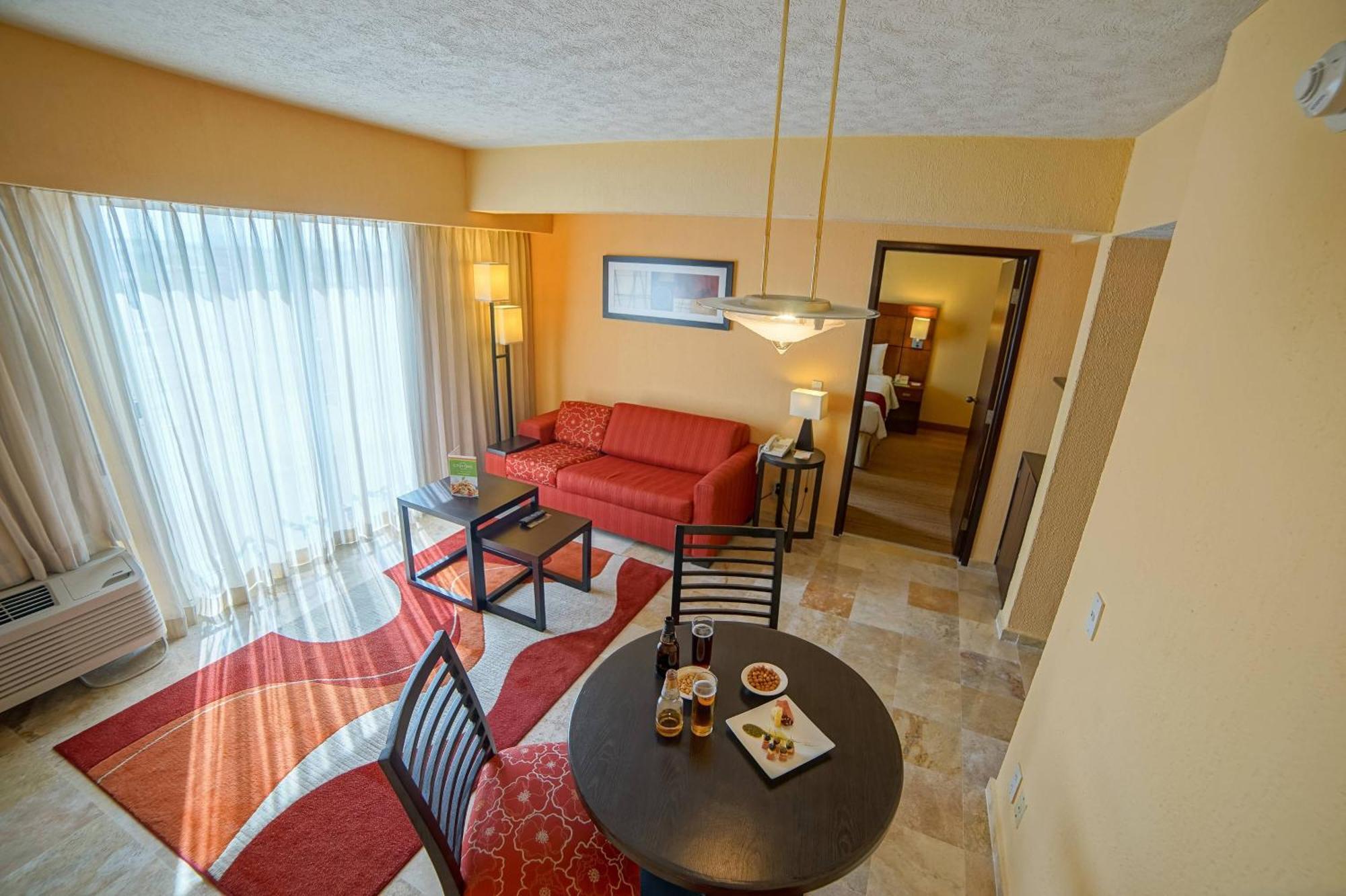 Hotel Courtyard By Marriott Animas Puebla