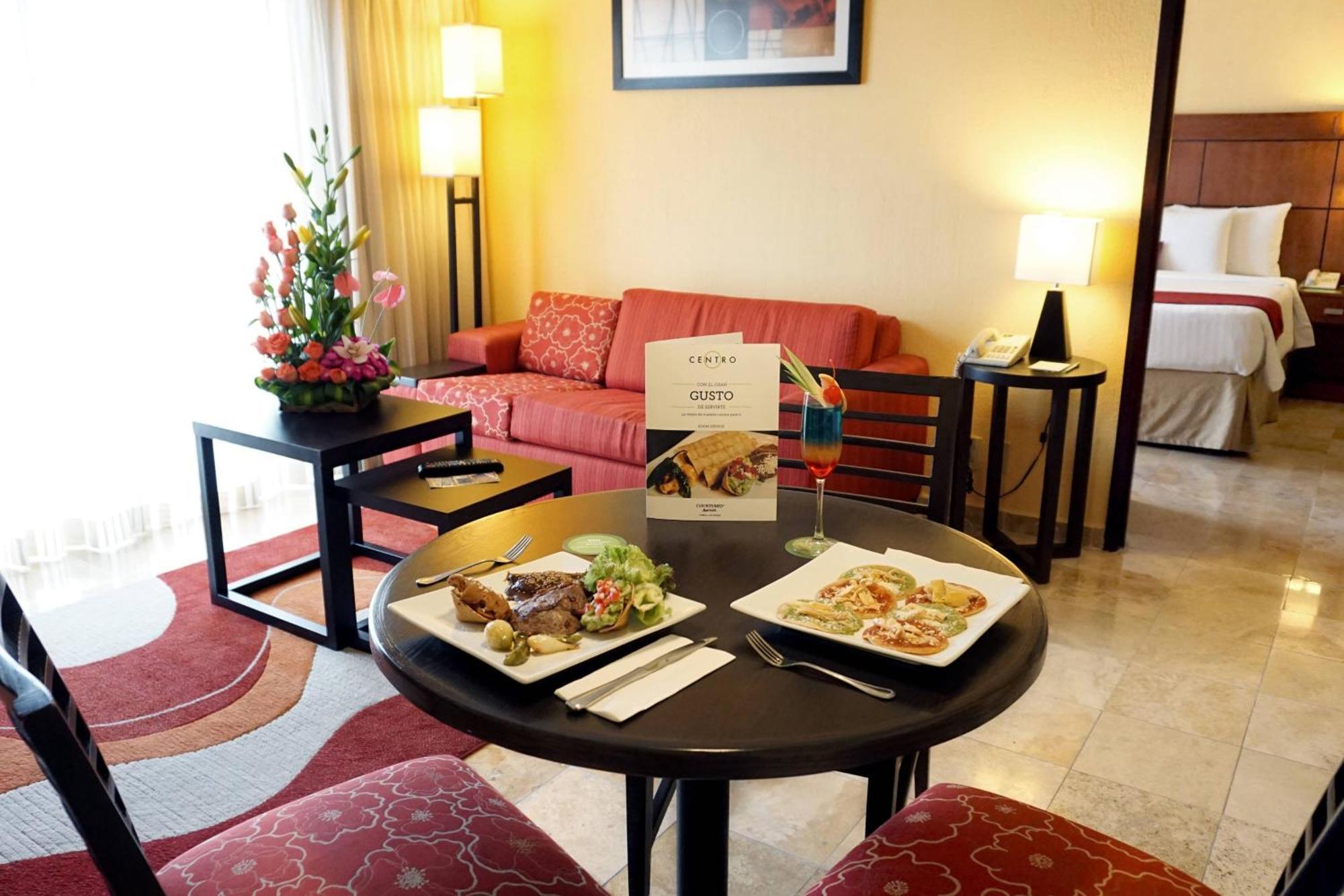 Hotel Courtyard By Marriott Animas Puebla