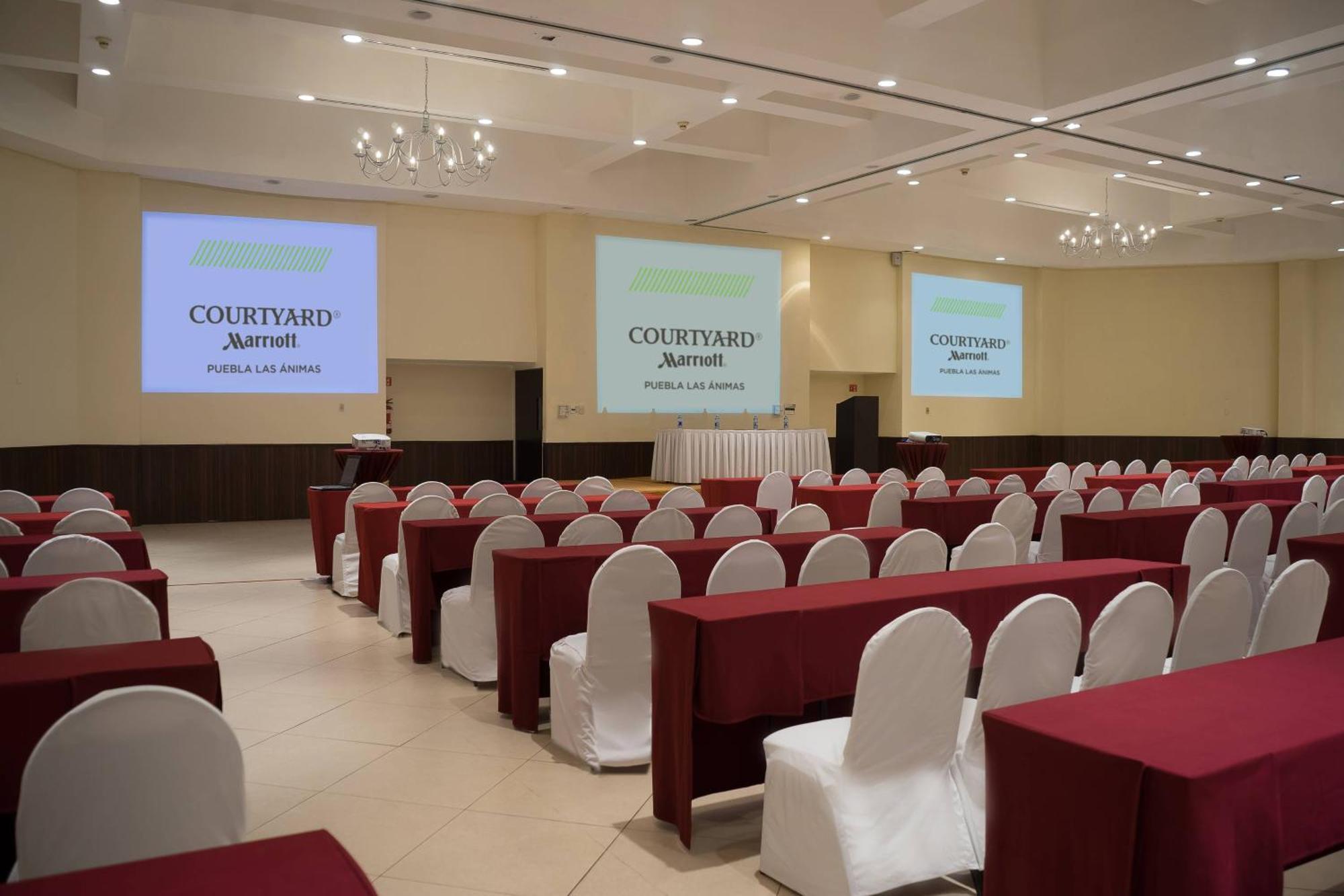 Courtyard By Marriott Animas Puebla